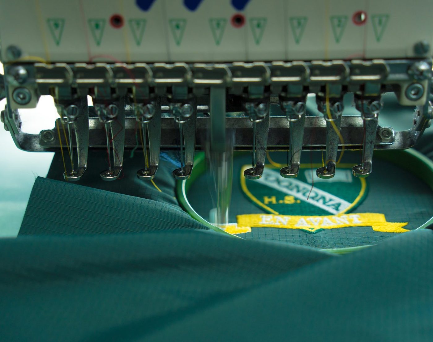 Texpromo: bordado industrial uniforme